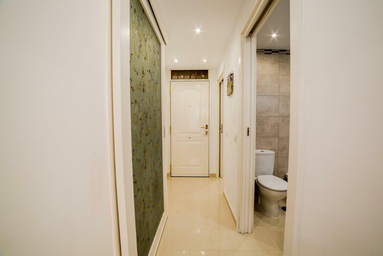 Un Dormitorio En Playa De Las Americas Costa Adeje  Εξωτερικό φωτογραφία