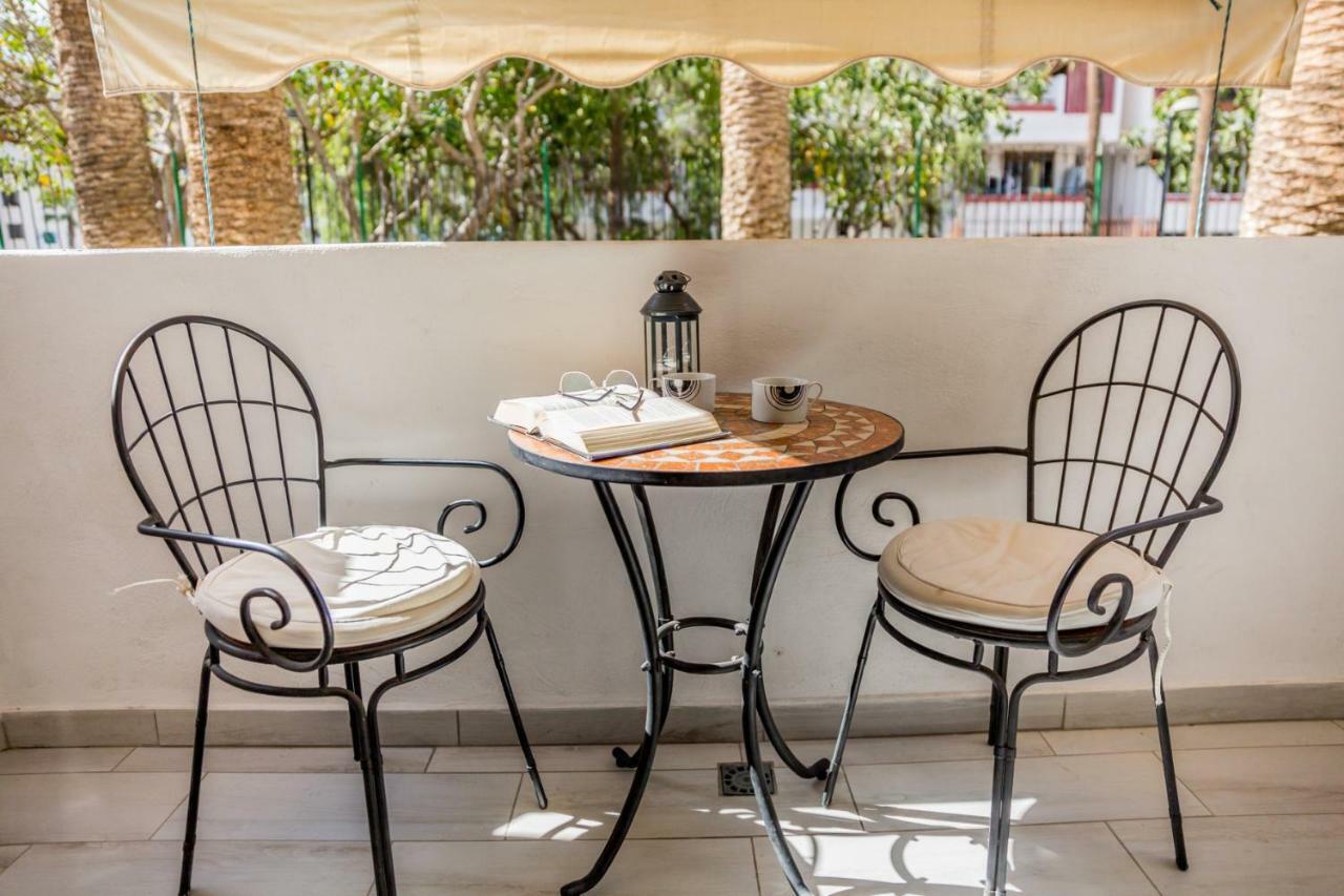 Un Dormitorio En Playa De Las Americas Costa Adeje  Εξωτερικό φωτογραφία